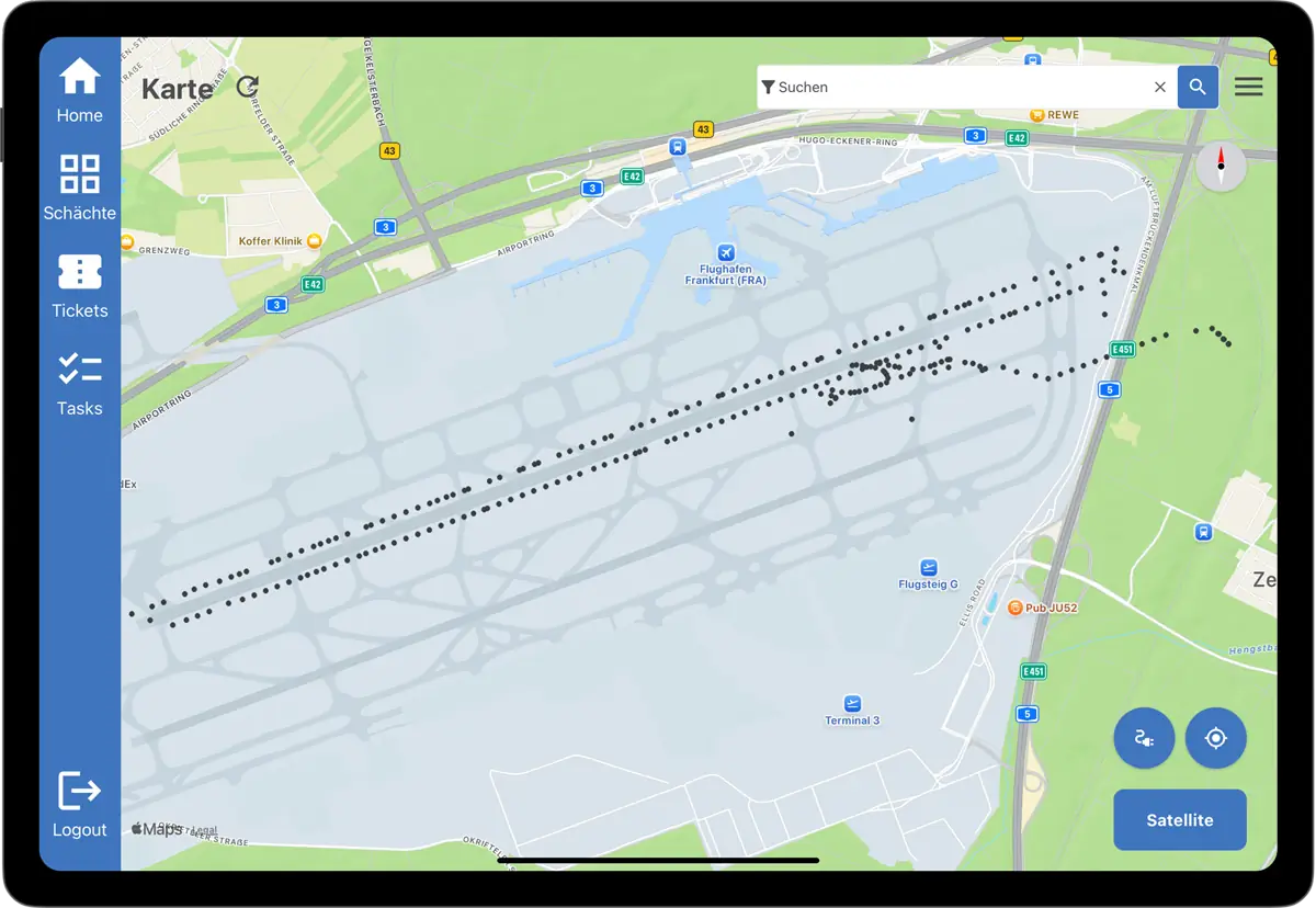 KI-gestütztes Assistenzsystem mit Chat-Oberfläche auf einem Laptop